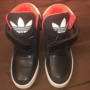 Adidas Size 9.5